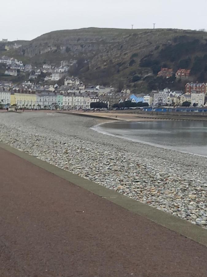 Glan Y Mor Hotel (Adults Only) Llandudno Exterior foto